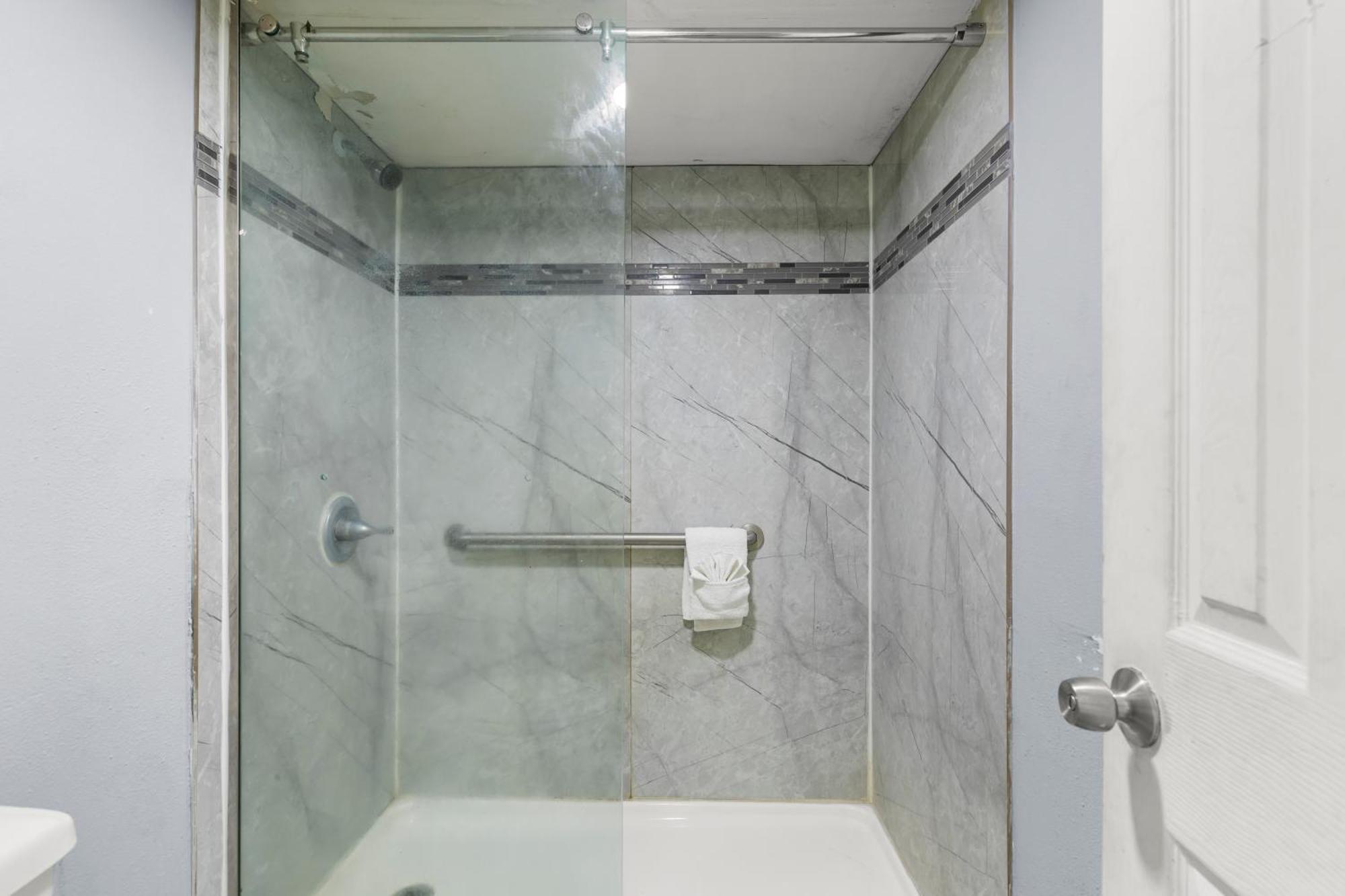 Travel Inn & Suites Humble Luaran gambar