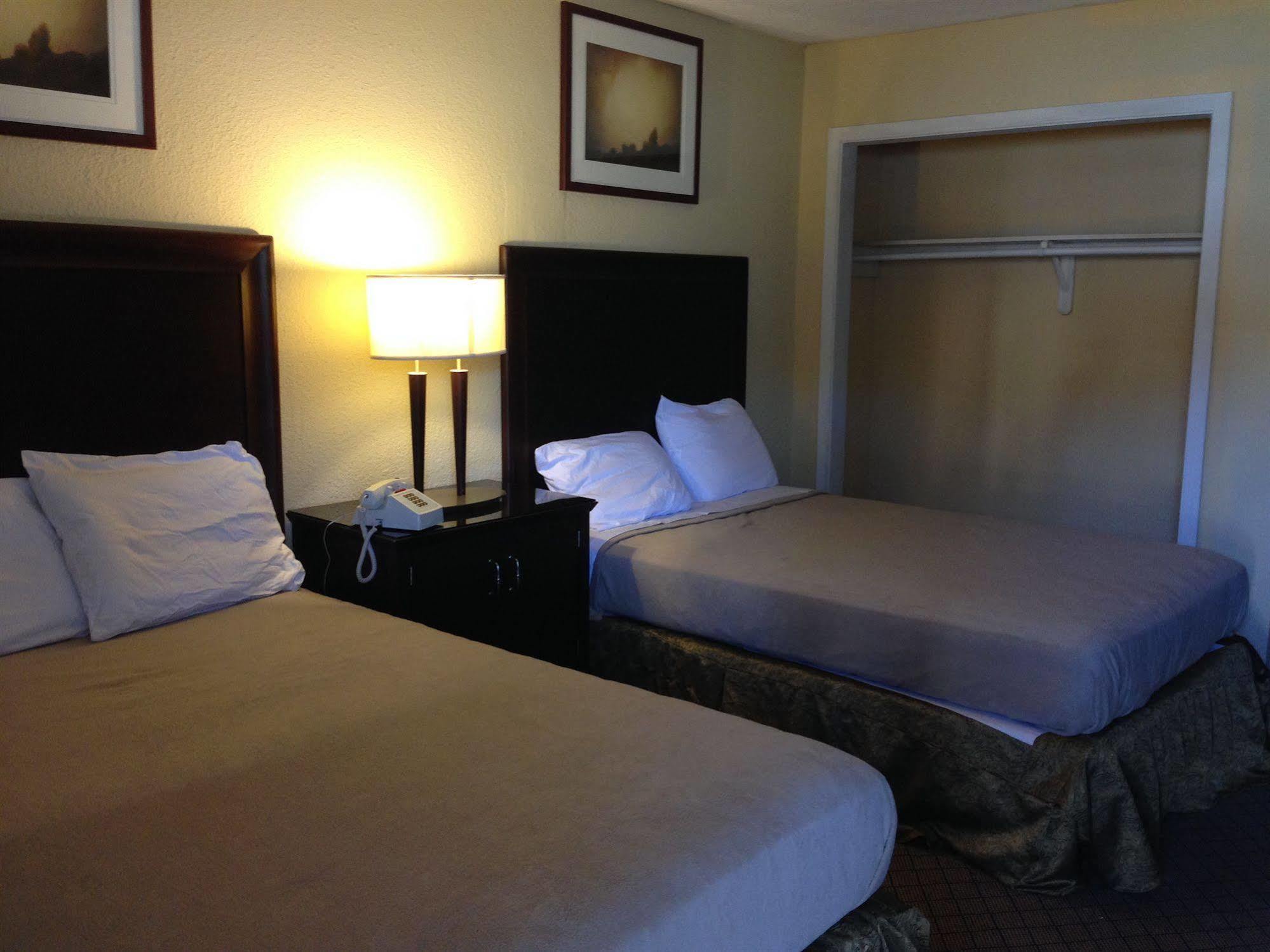 Travel Inn & Suites Humble Luaran gambar