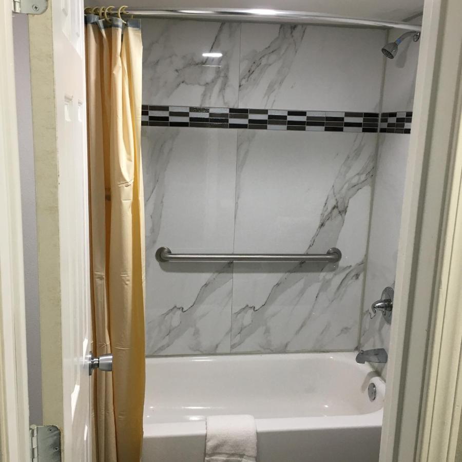 Travel Inn & Suites Humble Luaran gambar
